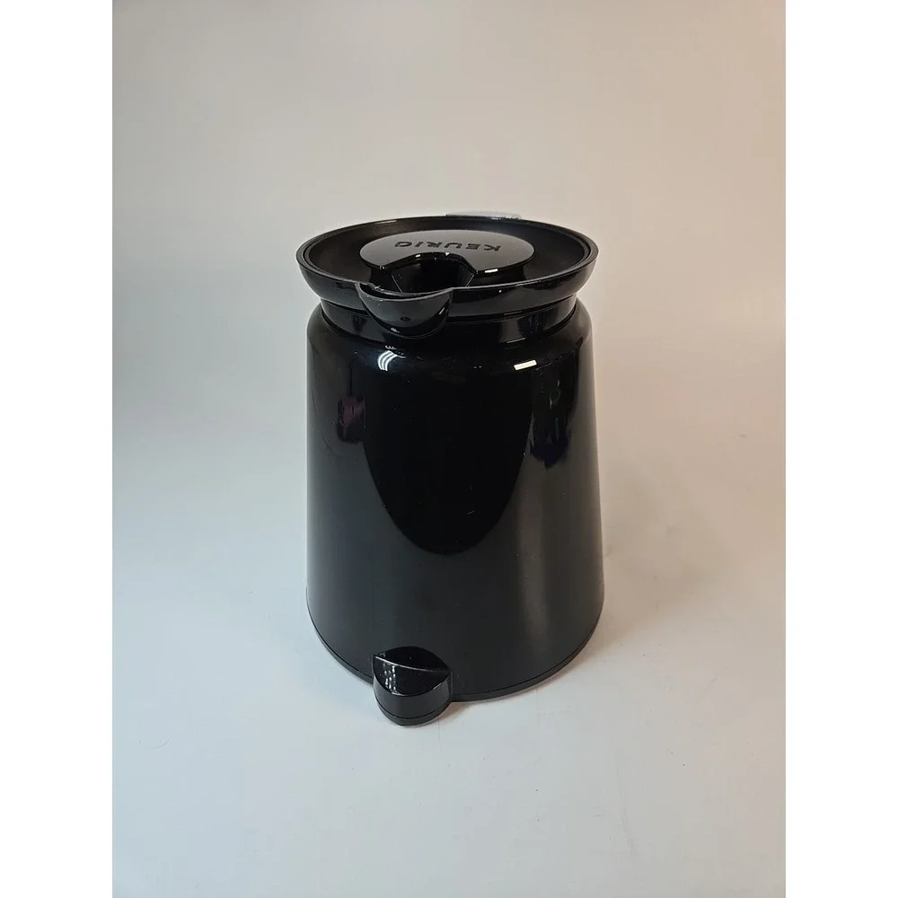 KEURIG 2.0 K-Carafe Thermal Coffee Pot Black With Silver‎ Handle 4 Cup/ 32 OZ